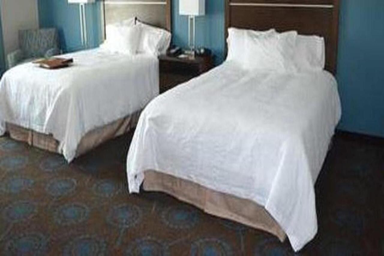 Hampton Inn & Suites Aberdeen/Apg South Еджуд Екстериор снимка