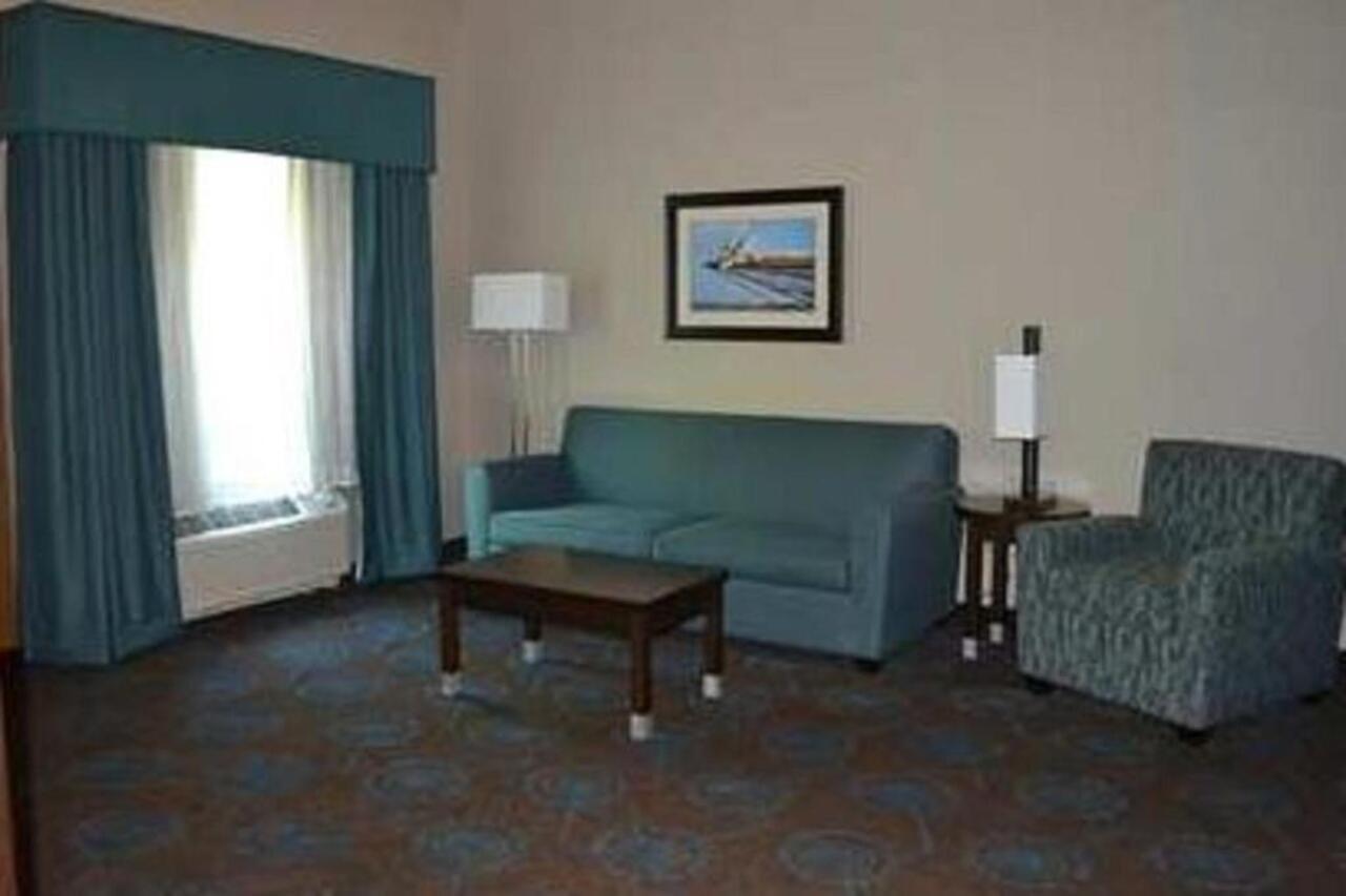Hampton Inn & Suites Aberdeen/Apg South Еджуд Екстериор снимка