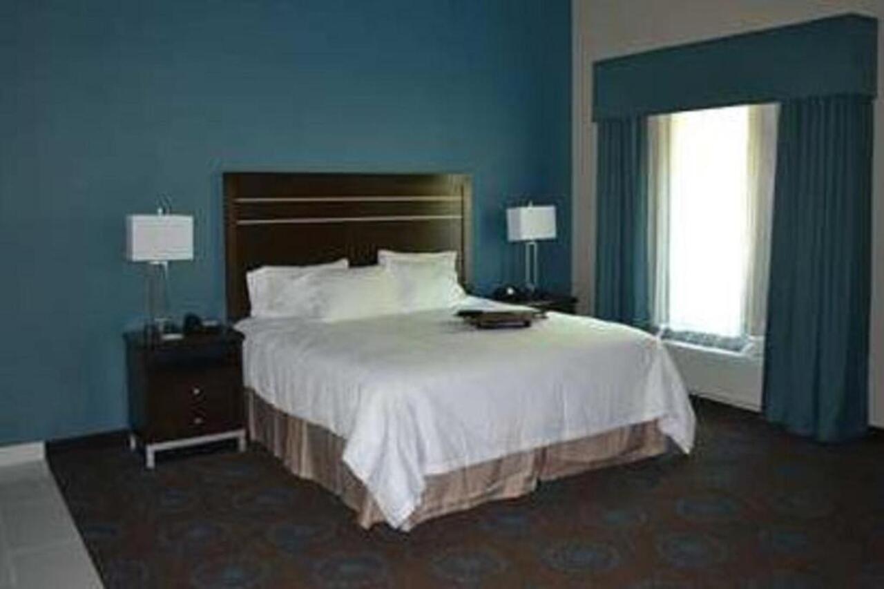 Hampton Inn & Suites Aberdeen/Apg South Еджуд Екстериор снимка